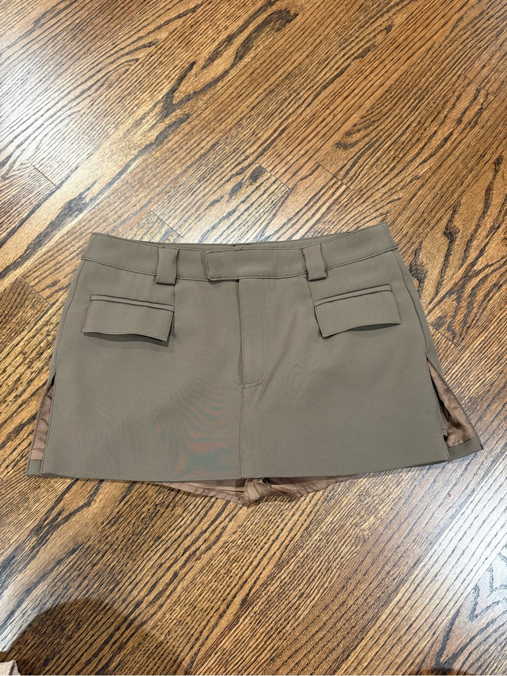 Brown mini skirt
